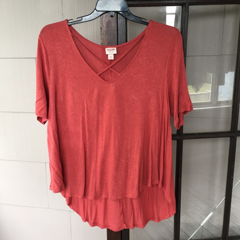 Short sleeve high low top